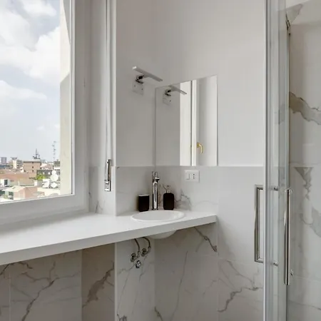 Homeby, Cozy Penthouse Apartment *
